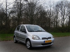 Toyota Yaris - 1.3-16V VVT-i YORIN . 5 Deurs . Airco . Elec ramen . Centrale deurvergrendeling . enz