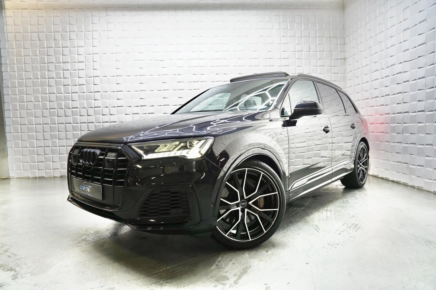 Audi Q7 - 55 TFSI e quattro 2x S LINE PANO RS STOEL 360 CAM TREK - AutoWereld.nl