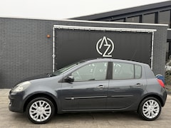 Renault Clio - 1.2-16V Collection NW APK
