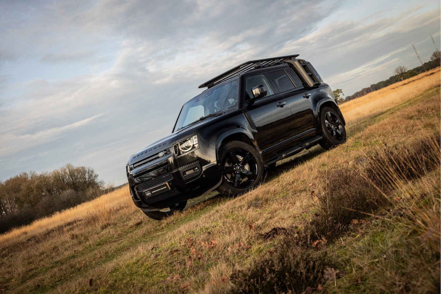 Land Rover Defender 110 - 2.0 P400e 110 X-Dynamic HSE 2.0 P400e 110 X-Dynamic HSE - AutoWereld.nl