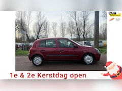 Renault Clio - 1.4-16V Privilège CLIMACRUISE CONTROLE5DEURS