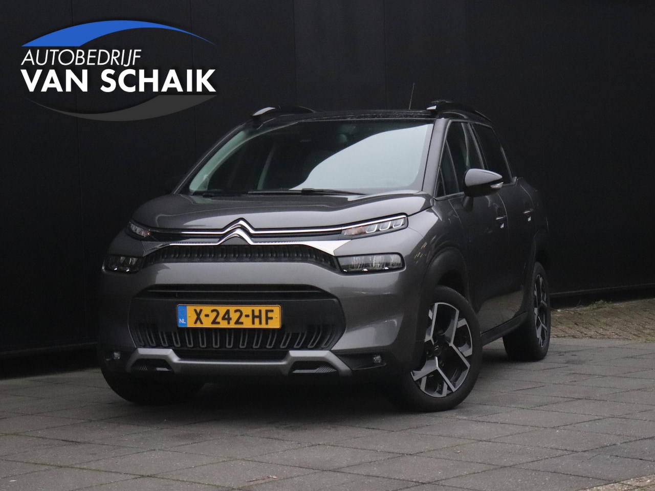 Citroën C3 Aircross - 1.2 PureTech Shine Pack Business | AUT. | PANO-DAK | 360° CAMERA | LEDER | NAVI | STOELVER - AutoWereld.nl