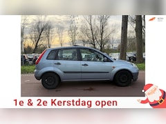 Ford Fiesta - 1.3-8V Style APK20265DEURSSCHUIFDAKKOOPJE