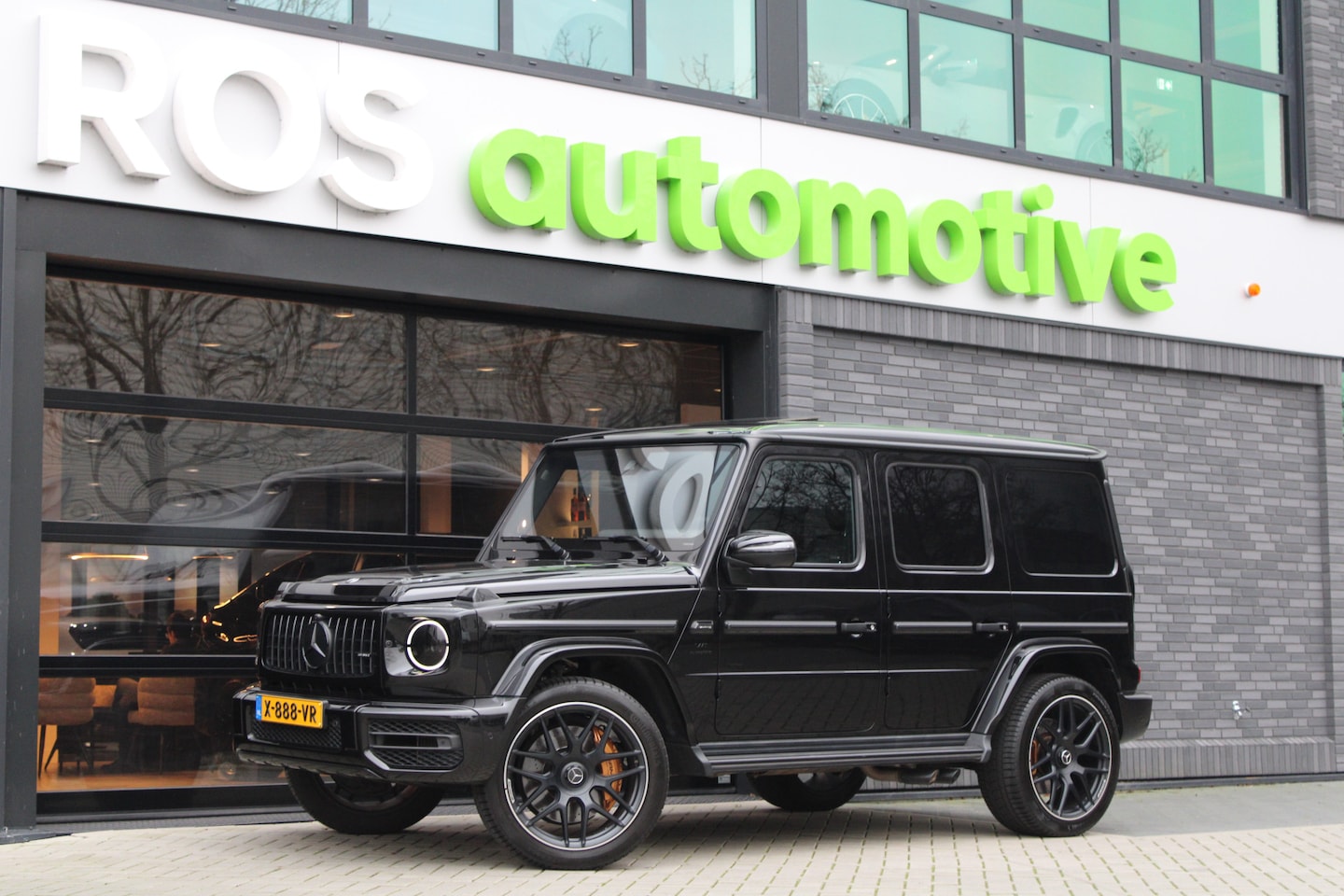 Mercedes-Benz G-klasse - 63 | NAP! | NP €302K | PANO | MASSAGE | STOELKOELING | BURMESTER | ACC | CARBON INT. | - AutoWereld.nl