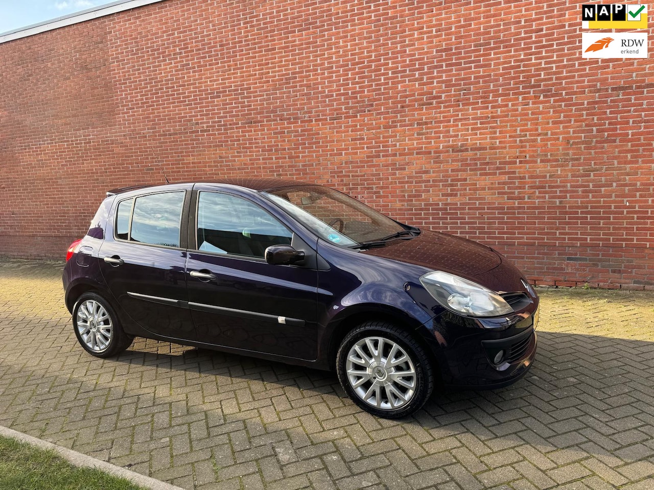 Renault Clio - 2.0-16V Dynamique S Cruise Clima - AutoWereld.nl
