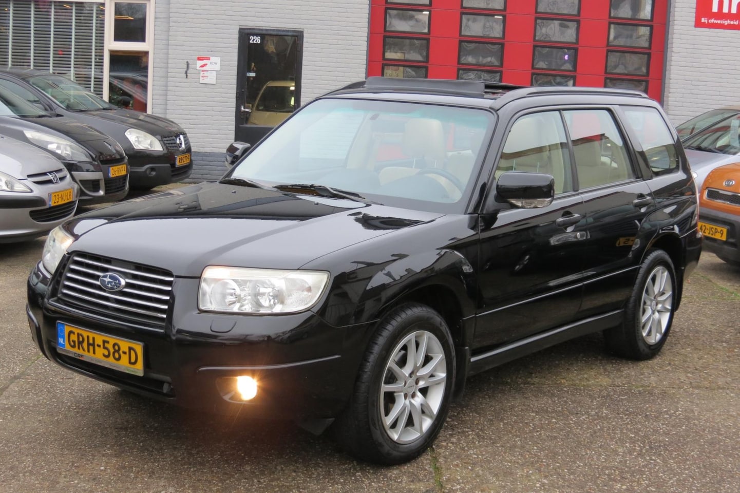 Subaru Forester - 2.0 X Comfort Pack 2.0 X Comfort Pack , AUTOMAAT .LEDER , PANO DAK , - AutoWereld.nl