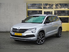 Skoda Karoq - 1.5 TSI 150PK Automaat Sportline Business BJ2020 Lmv 19" | Led | Pdc | Navi | Keyless entr