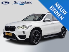 BMW X1 - sDrive18i | Trekhaak | Lederen Bekleding | Panoramadak | Cruise Control | Climate Control