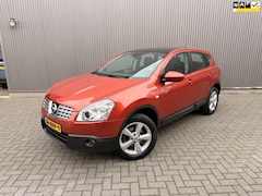 Nissan Qashqai - 2.0 Tekna 4WD Camera|Trekhaak|Panorama|Navi
