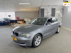 BMW 1-serie - 116i Business Line Apk Nieuw, Clima, Cruise, Bluetooth, N.A.P, Parksensor, Trekhaak, N.A.P