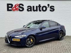 Alfa Romeo Giulia - 2.0T Super Squadra Tuning 300+ PK Cruise Climate Leer Stoel- stuurverwarming Apple / Andro