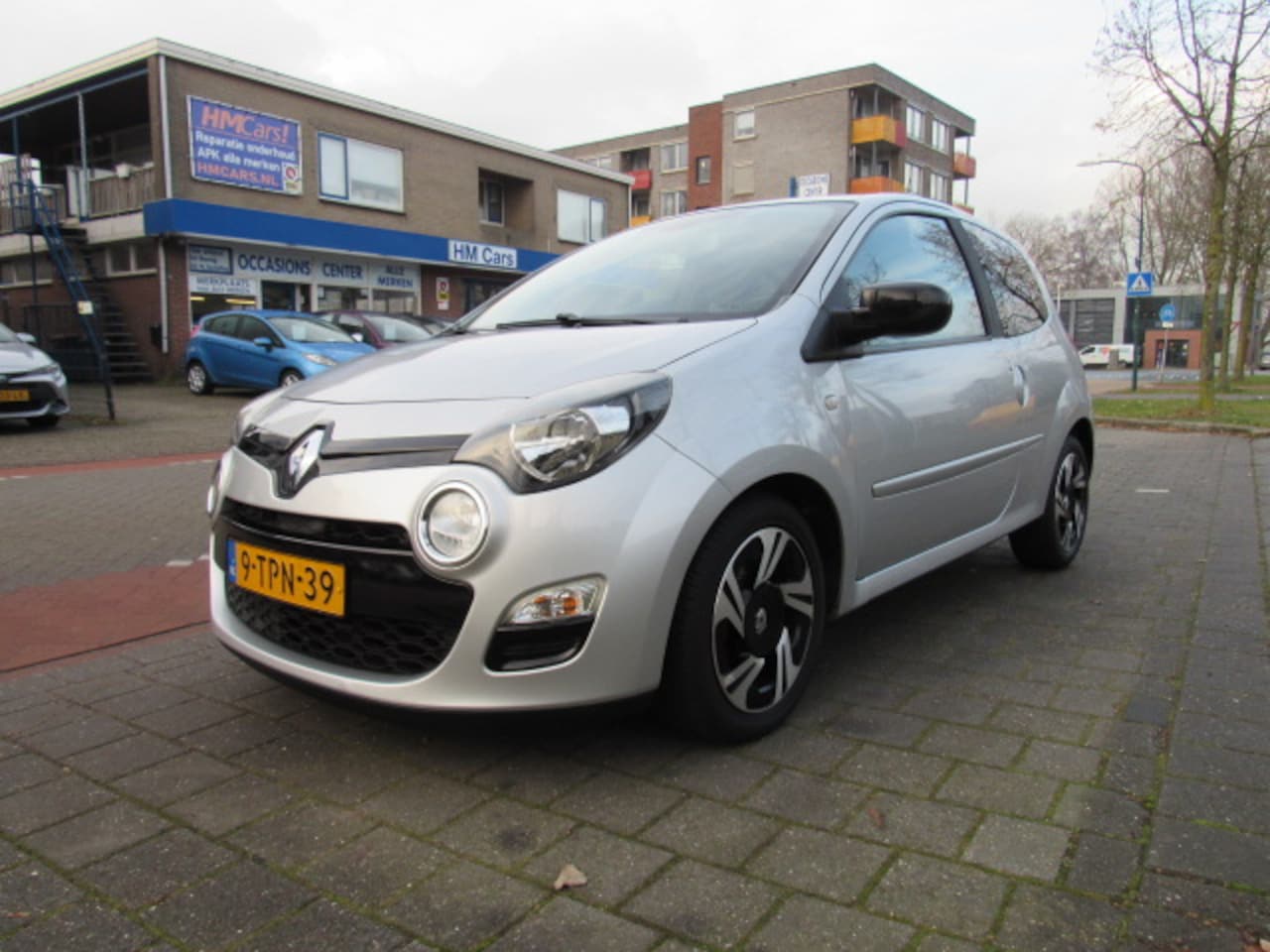 Renault Twingo - 1.2 16v 75pk Dynamique DEALER ONDERH - AutoWereld.nl