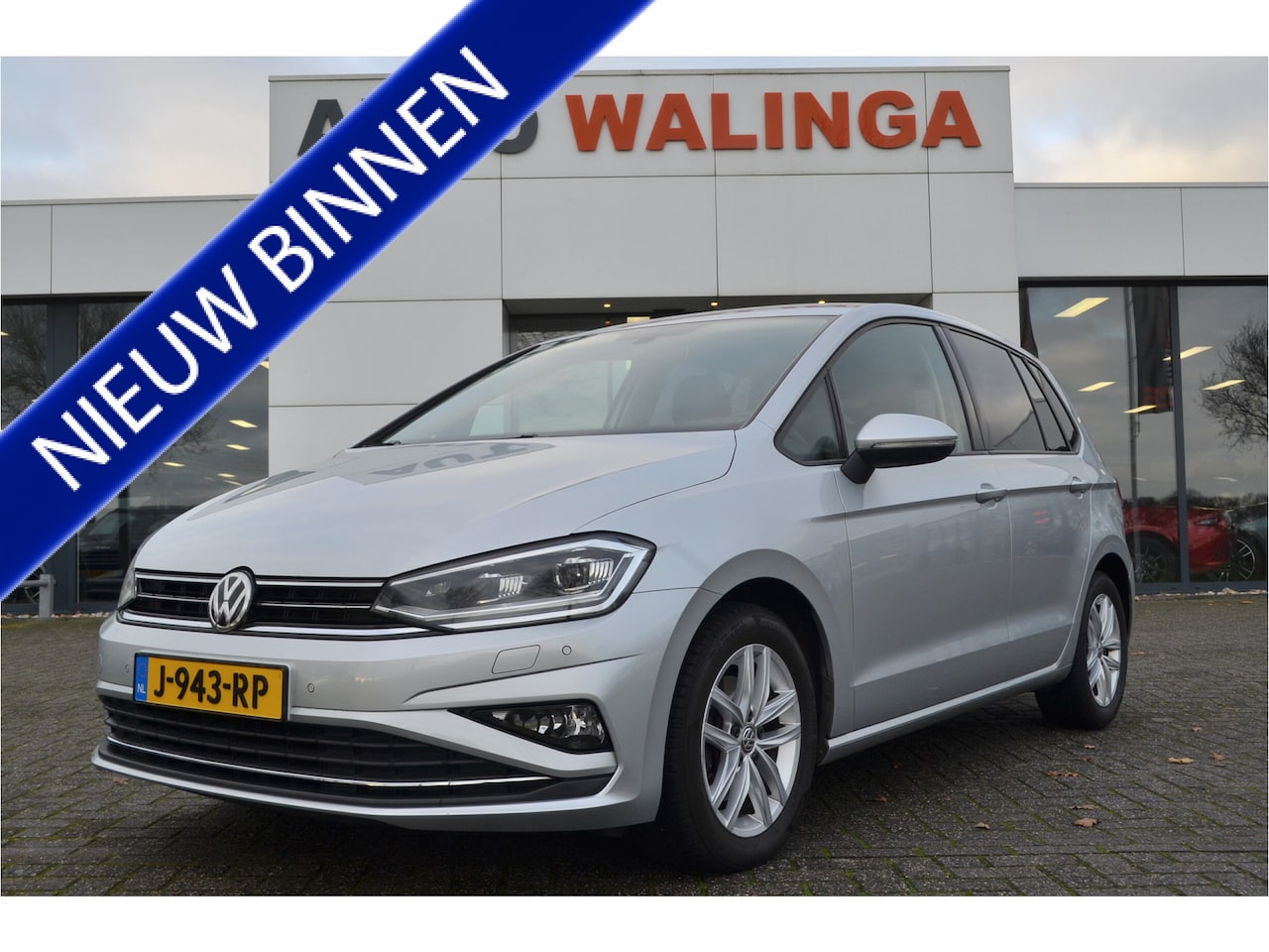 Volkswagen Golf Sportsvan - 1.5 TSI Stoelverwarming Led Koplampen Cruise Control Trekhaak 1400 KG Parkeersens. V+A - AutoWereld.nl