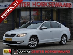 Skoda Octavia - 1.0 TSI 115pk 5D Greentech Ambition Business | Panoramadak |