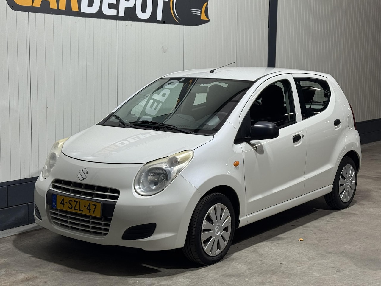 Suzuki Alto - 1.0 Comfort EASSS Vol Jaar Apk AIRCO 4 Deurs - AutoWereld.nl