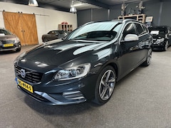 Volvo V60 - 2.4 D6 Twin Engine R-Design Full Option*LEDER*NAVI