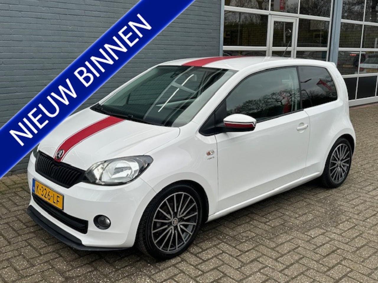 Skoda Citigo - 1.0 Sport / Stoelverw. / Cruisecontrole / PDC - AutoWereld.nl
