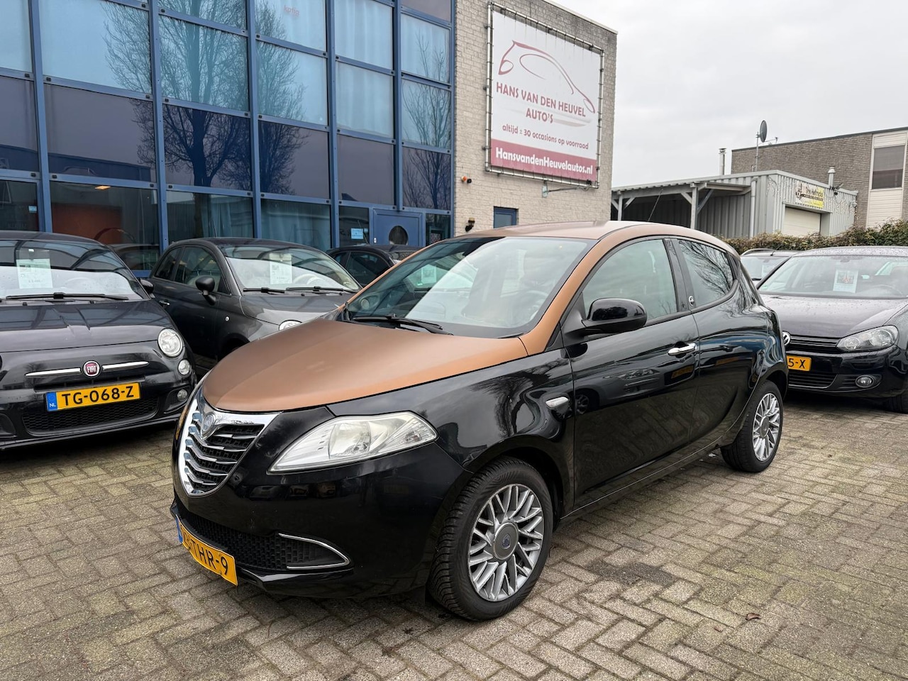 Lancia Y(psilon) - Ypsilon 1.2 Bi-Fuel Gold Full Options APK 12/26 - AutoWereld.nl