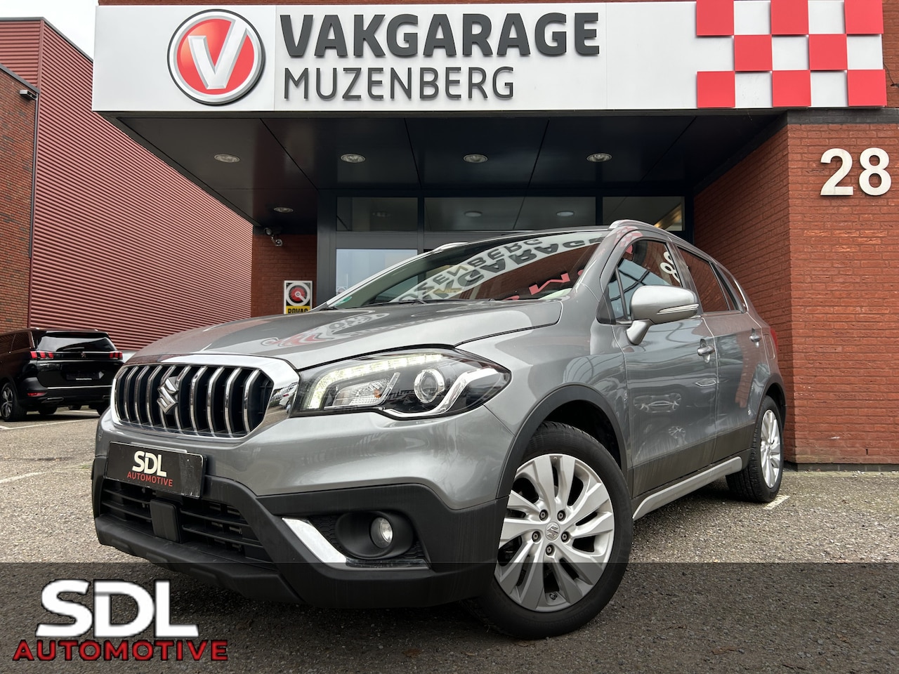 Suzuki S-Cross - 1.0 Boosterjet Stijl // KEYLESS // LED // NAVI + CARPLAY // CAMERA // CRUISE // TREKHAAK!! - AutoWereld.nl
