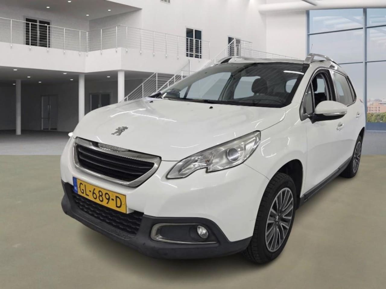 Peugeot 2008 - 1.2 PureTech Active Motor verbruikt olie - AutoWereld.nl