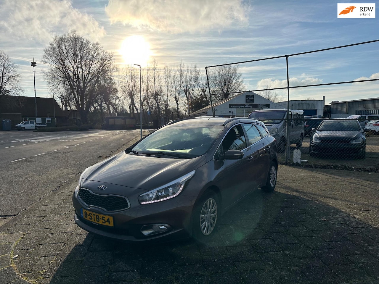 Kia Cee'd Sportswagon - 1.6 GDI Business Pack 1.6 GDI Business Pack - AutoWereld.nl