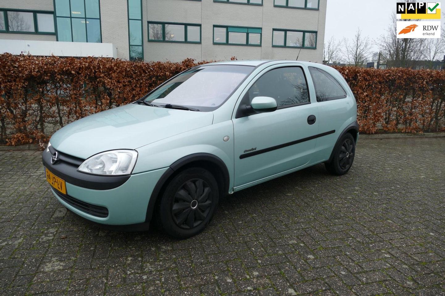 Opel Corsa - 1.2-16V Comfort Apk 28-05-2026 €700 - AutoWereld.nl