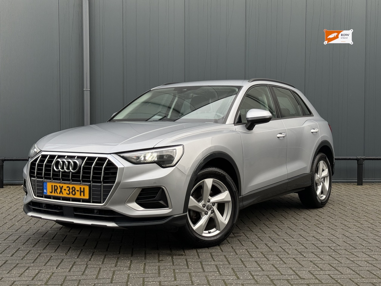 Audi Q3 - 35 TFSI 150pk AUT | 2019 | Virtual |Navi | Cruise | Leder/Alcantara | Stoelverwarming - AutoWereld.nl