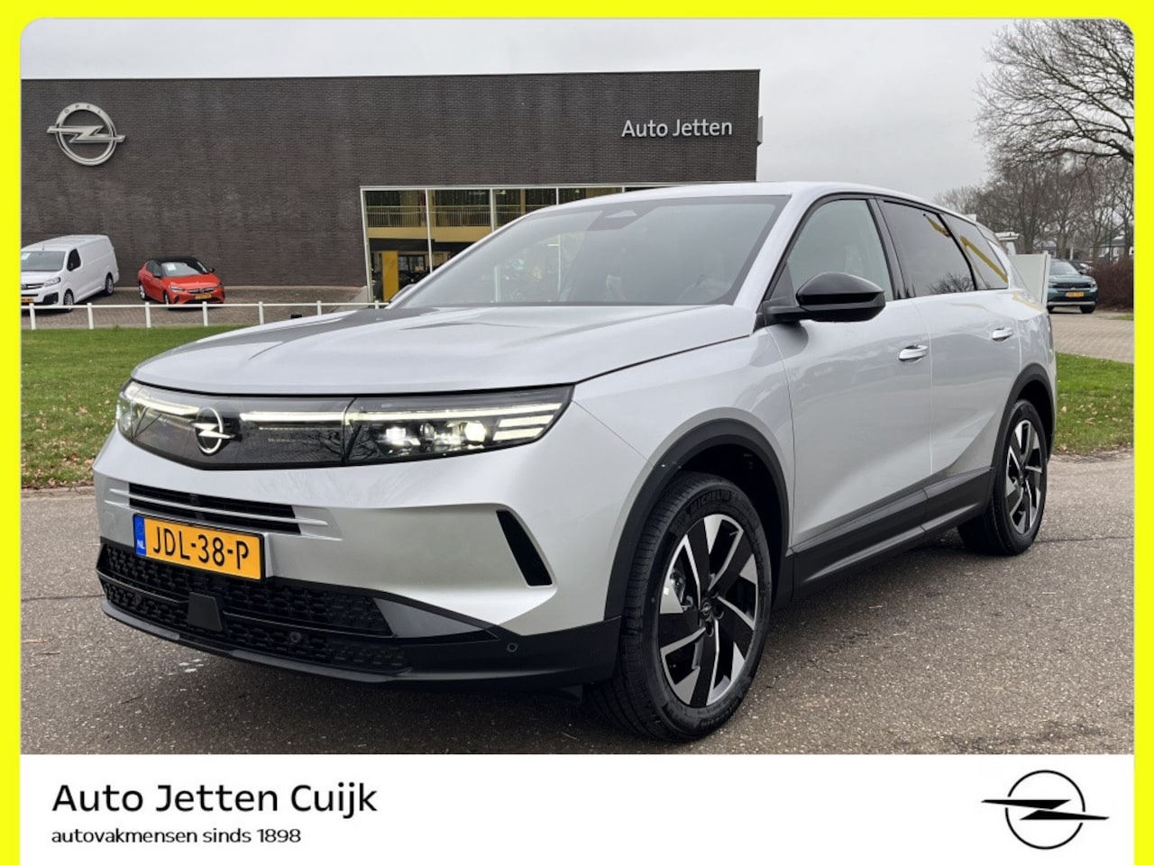 Opel Grandland - 1.2 Turbo Hybrid GS LEDER & Pano Dak NIEUW #RIJKLAAR# - AutoWereld.nl