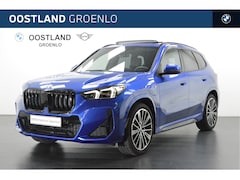 BMW X1 - xDrive25e M Sport Automaat / Panoramadak / Trekhaak / Sportstoelen / Achteruitrijcamera /
