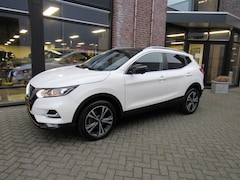 Nissan Qashqai - 1.3 DIG-T 160pk DCT N-Connecta 18 inch velgen / Panoramadak / Navigatie / Rondomzicht Came