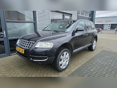 Volkswagen Touareg - 3.2 V6
