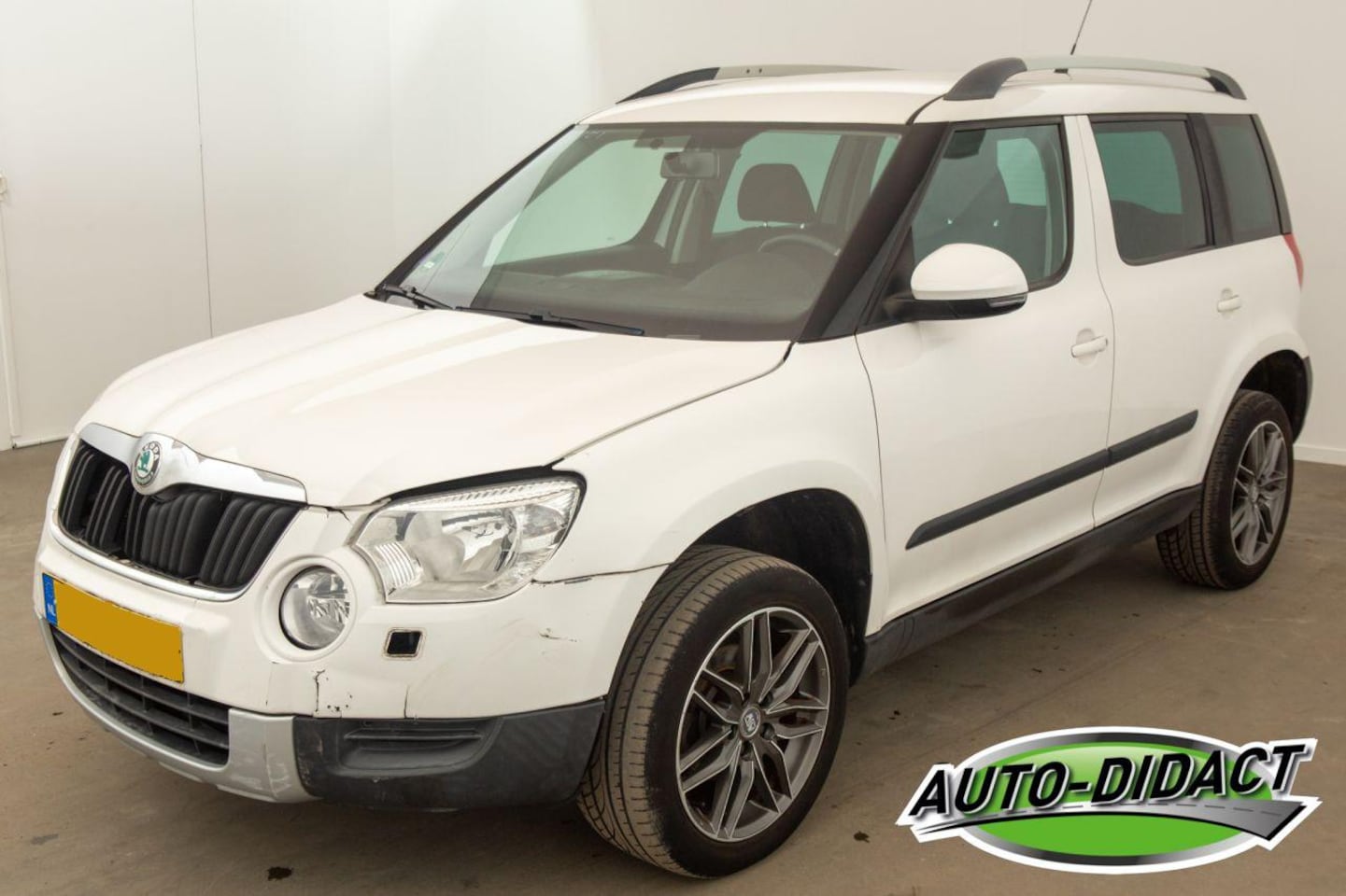 Skoda Yeti - 1.2 TSI Automaat Airco Navi Ambition - AutoWereld.nl