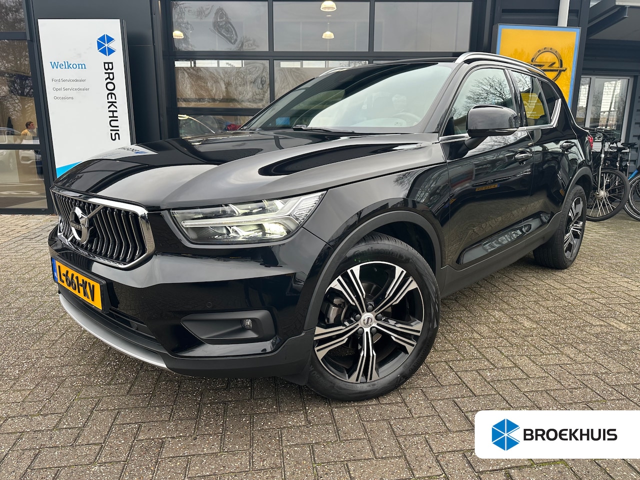 Volvo XC40 - 1.5 165PK T3 Inscription AUTOMAAT | TREKHAAK ELEKTRISCH| STOEL-, STUUR- EN VOORRUITVERWARM - AutoWereld.nl