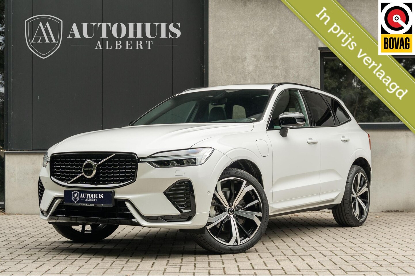 Volvo XC60 - 2.0 T8 Recharge AWD Plus Dark 455PK 360c Pano H&K - AutoWereld.nl