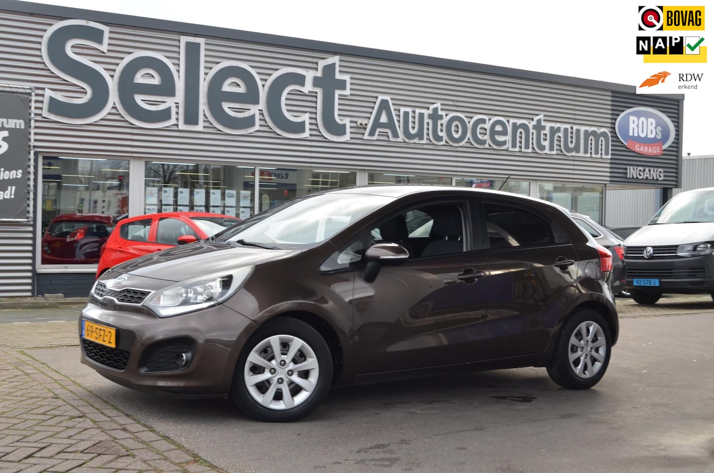 Kia Rio - 1.2 CVVT Plus PackTREKHAAK|AIRCO|BLUETOOTH - AutoWereld.nl