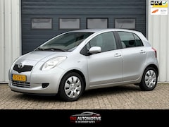 Toyota Yaris - 1.3 VVTi Sol MMT 1e EIG / AUTOMAAT / AIRCO