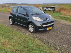Peugeot 107 - 1.0-12V XR