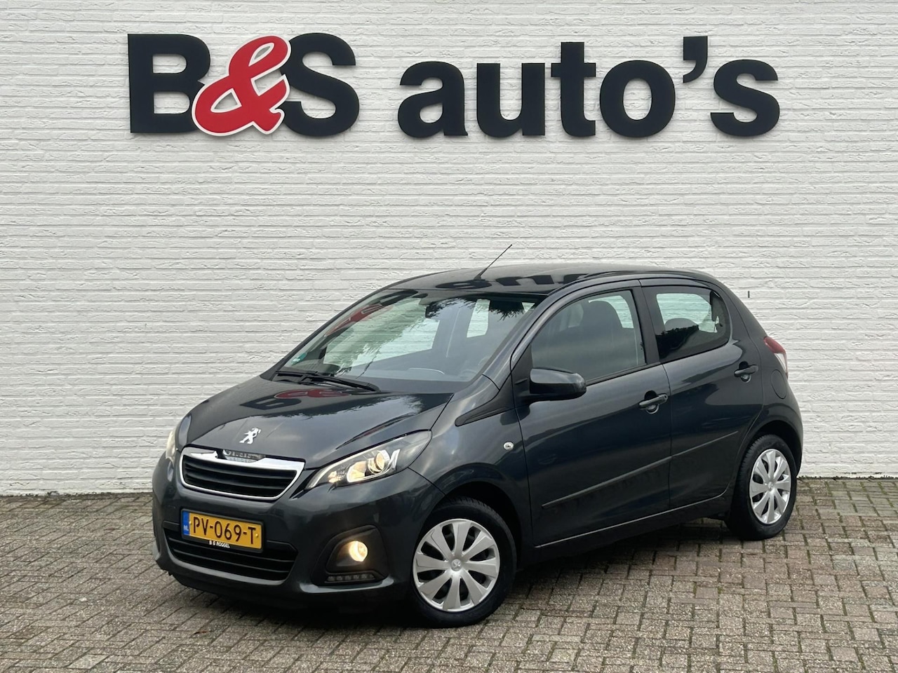 Peugeot 108 - 1.0 e-VTi Blue Lion 5 deurs Airco Bluetooth Camera Elek ramen Trekhaak - AutoWereld.nl