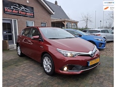 Toyota Auris - 1.8 Hybrid Energy Plus. Dealer onderhouden, zeer netjes en luxe. O.a. stoelverw, camera, n