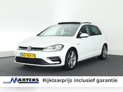 Volkswagen Golf - 1.5 TSI 150pk R-Line Highline Trekhaak Camera Virtual Cockpit Panoramadak Navigatie