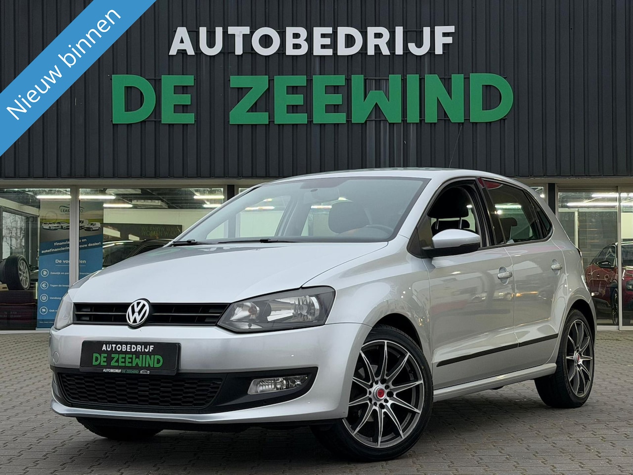 Volkswagen Polo - 1.4-16V Trendline|5D|Rijklaar - AutoWereld.nl