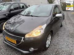 Peugeot 208 - 1.2 PureTech Style Pack AUTOMAAT