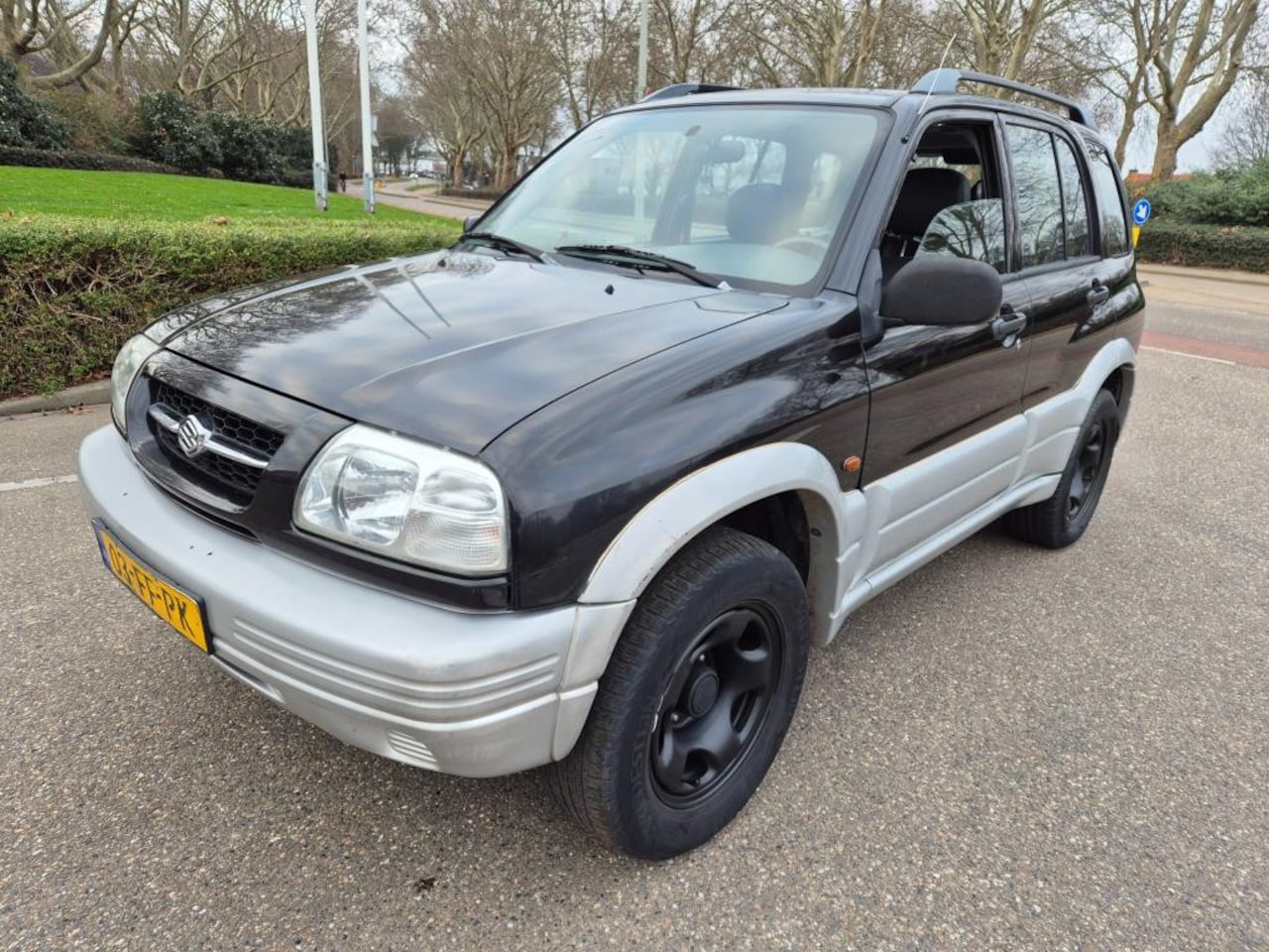 Suzuki Grand Vitara - 2.0 2.0, Automaat, leder, airco!! - AutoWereld.nl