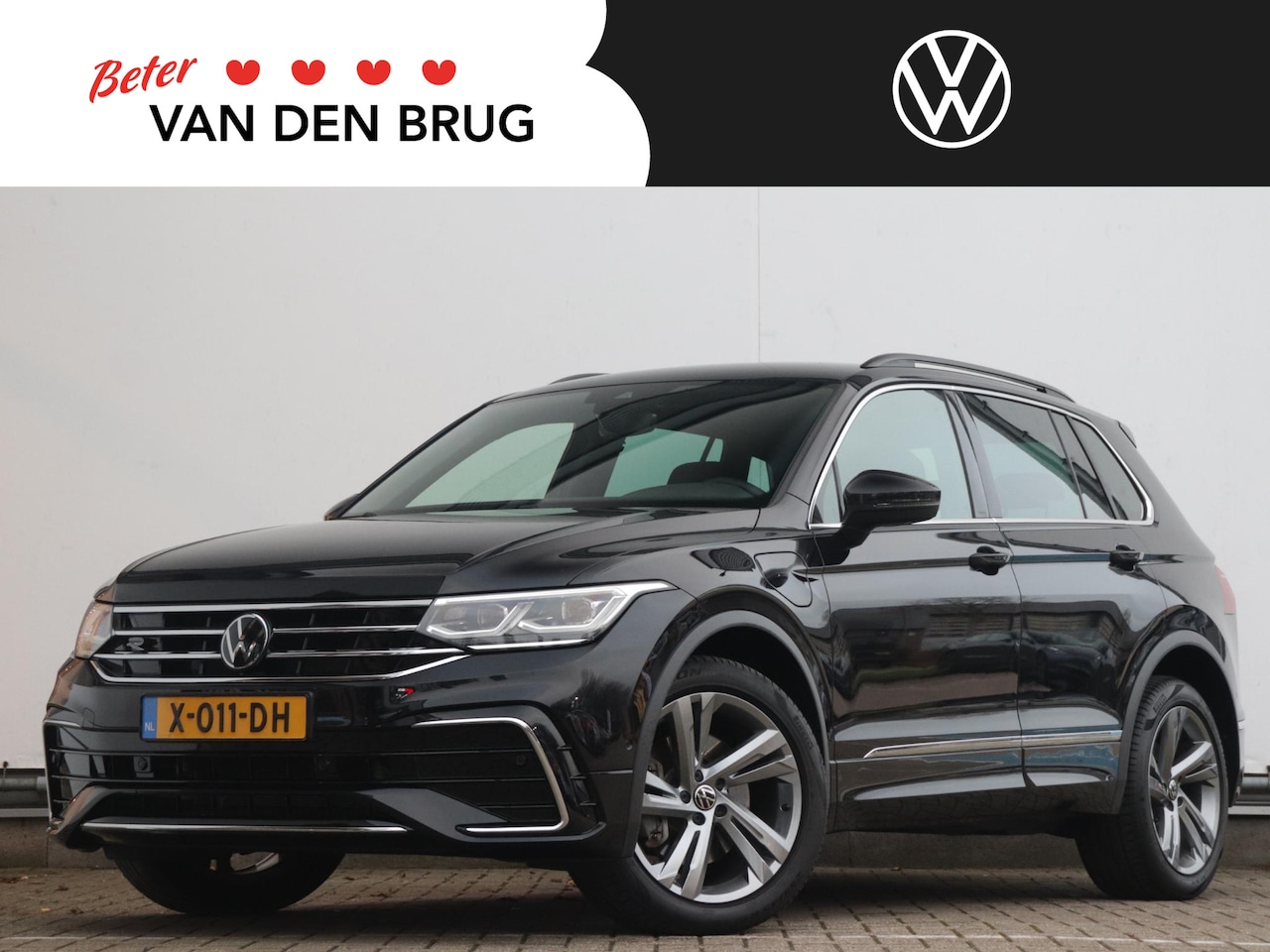 Volkswagen Tiguan - 1.4 TSI eHybrid R-Line Business | Trekhaak wegklapbaar | Matrix LED | Elektrische klep | S - AutoWereld.nl