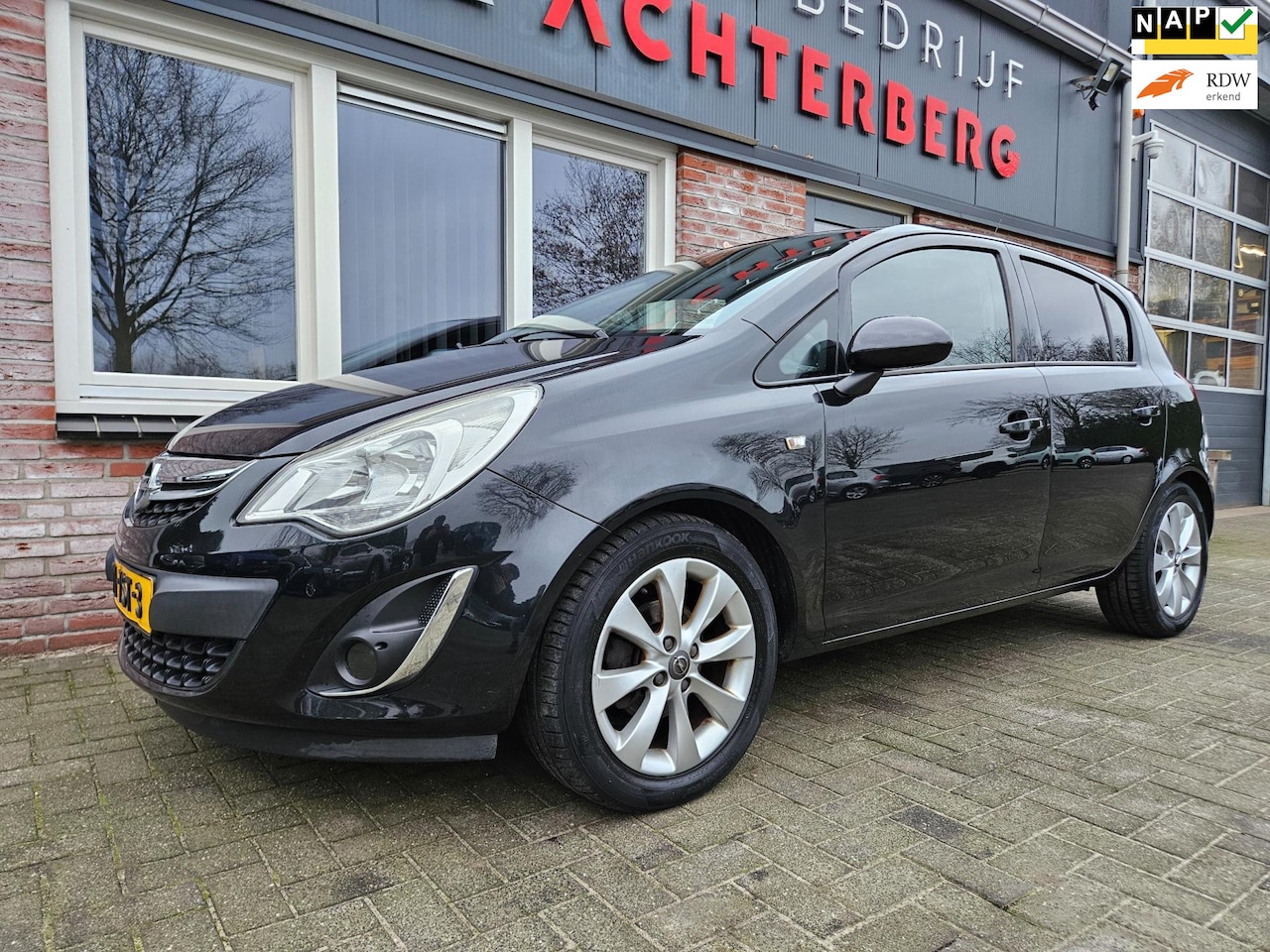 Opel Corsa - 1.4-16V Anniversary Edition Trekhaak! Airco! NAP! Cruise Control! Nette Auto! 5-Deurs! - AutoWereld.nl