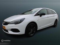 Opel Astra Sports Tourer - 1.2 110 PK Design & Tech, Donker glas, PDC + camera, Cruise, Navi, Clima, App connect, Tre