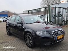 Audi A3 Sportback - 1.6 Attraction airco elektrische ramen cv op afs trekhaak