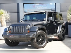 Jeep Wrangler - 2.8 CRD Sport 200 PK Navigatie/Trekhaak/Camera