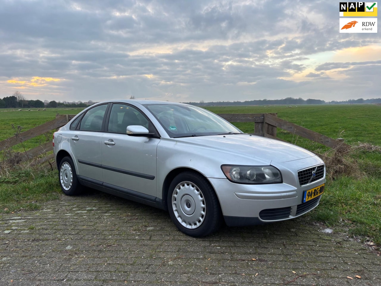 Volvo S40 - 2.4 AUTOMAAT - AutoWereld.nl