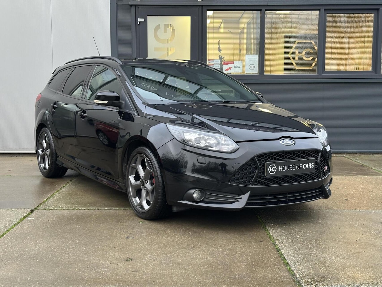 Ford Focus Wagon - 2.0 EcoBoost ST-3 Dealer Onderhouden NAP - AutoWereld.nl
